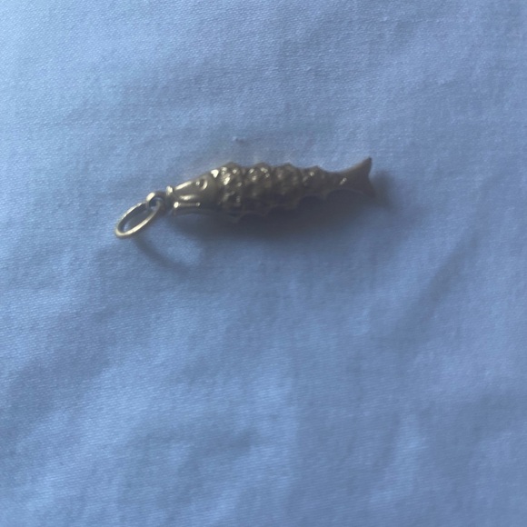 Gold Fish Charm - Picture 4 of 6